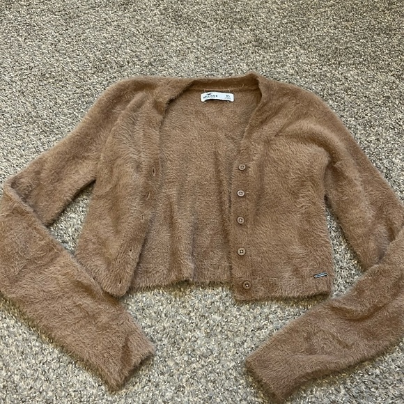 Hollister Sweaters - Hollister cropped cardigan brown/ beige